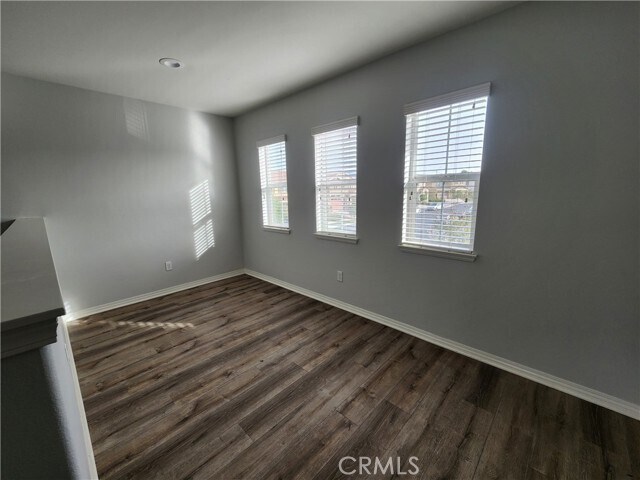 Building Photo - 6338 Creekstone Way