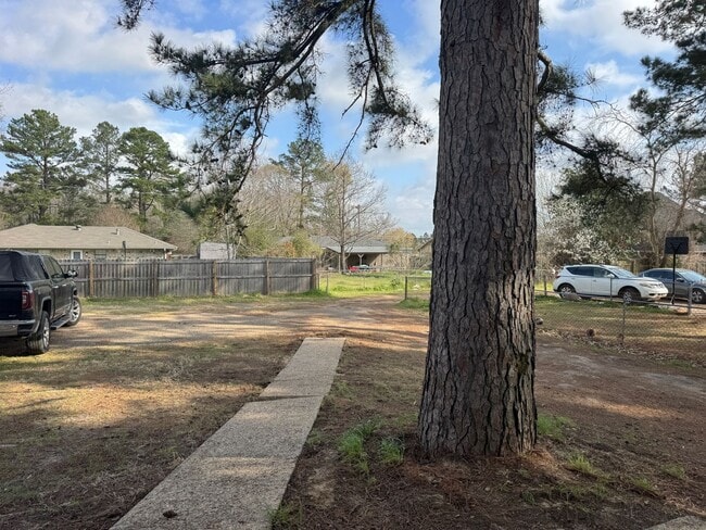 Building Photo - 3242 Stoneridge Dr