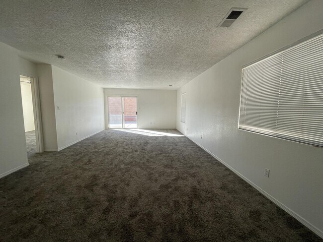 Building Photo - 3119 El Caballero Dr SW