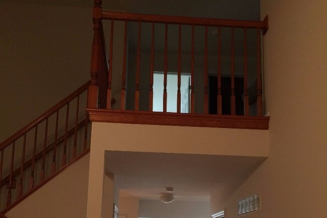 Building Photo - 1350 Parkview Estates Dr