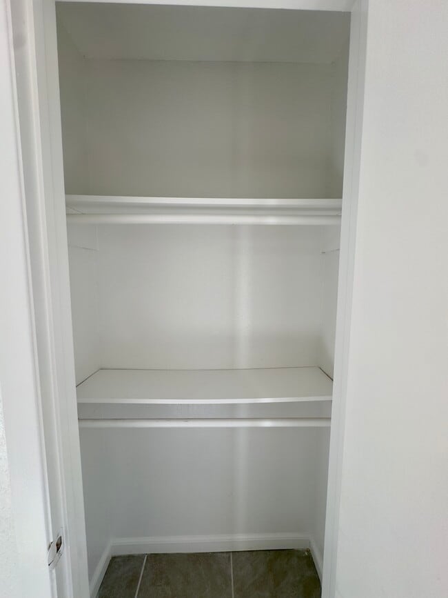 Building Photo - 7409 Tierra Verde Dr