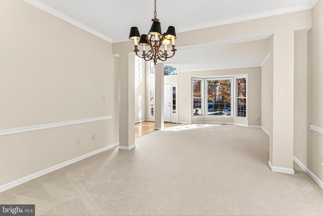 Building Photo - 47497 Saulty Dr