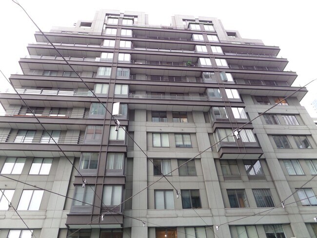 Building Photo - 98 Union St