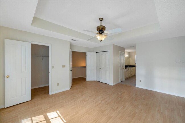Building Photo - 5014 Sterling Manor Dr