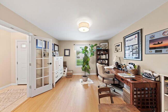 Building Photo - 4405 Southminster Cir