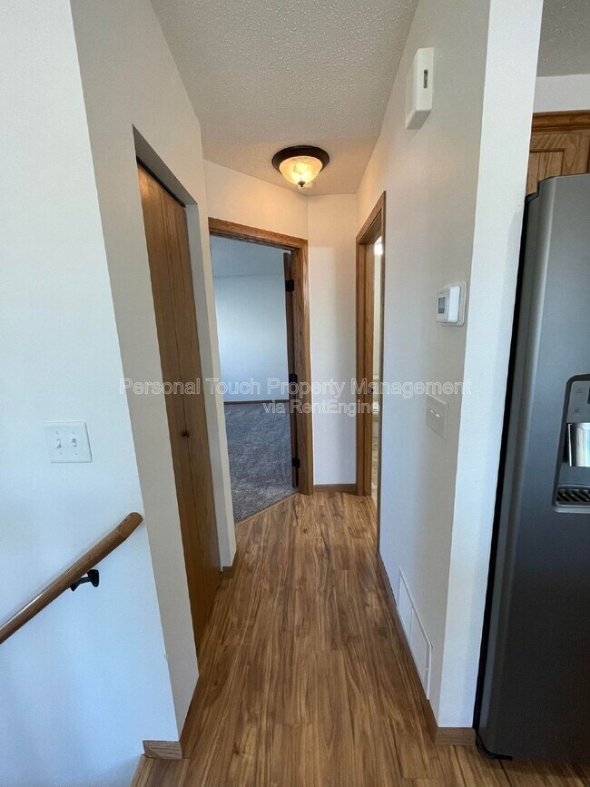 Building Photo - 2320 5th St W