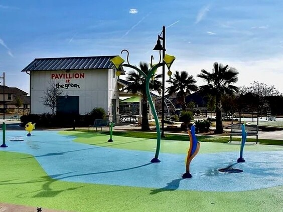 Splash pad - 521 Peace Dr