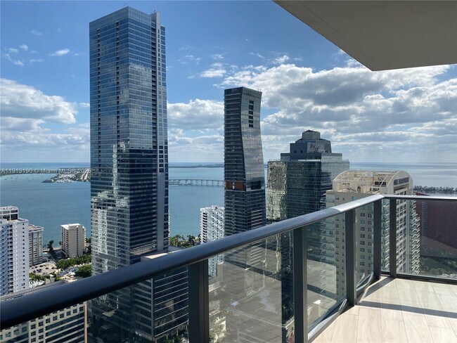 Building Photo - 1300 S Miami Ave