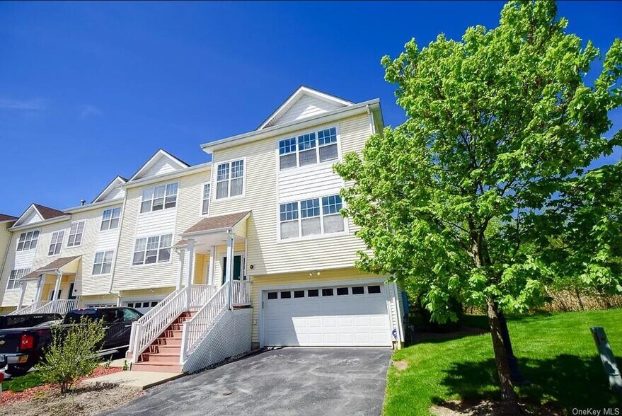 Building Photo - 80 Woodlake Dr