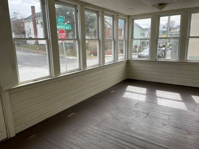 Building Photo - 436 Crawford Ave