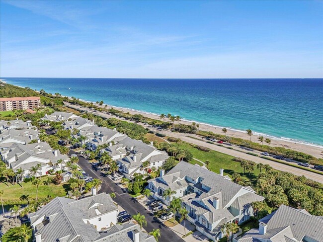 Building Photo - 301 Mainsail Cir