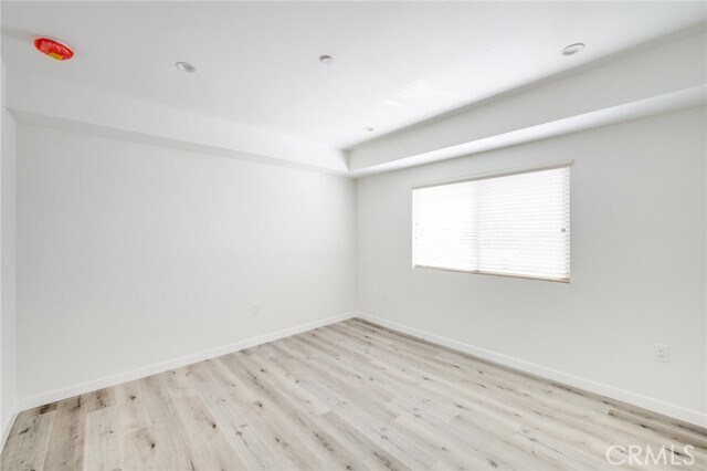 Building Photo - 14526 Hartland St