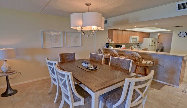 Building Photo - 2216 Gulf Blvd