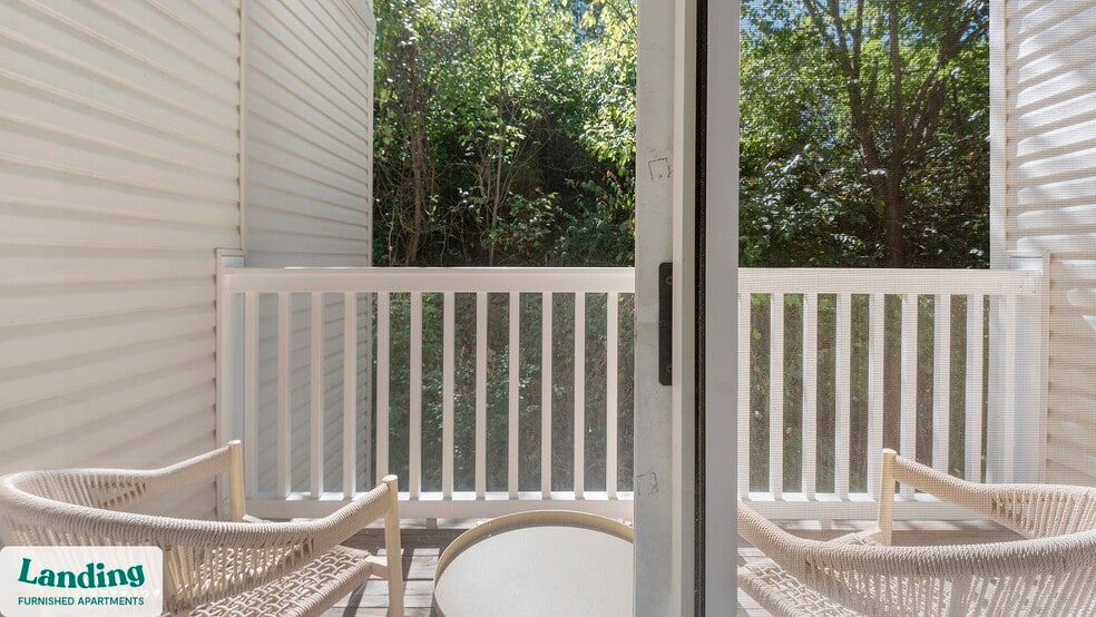 Building Photo - 400 Legends Terrace Dr