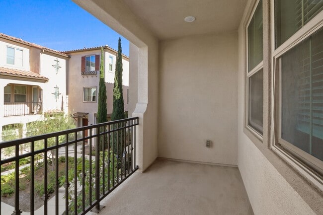 Building Photo - 4325 Blazing Star Wy