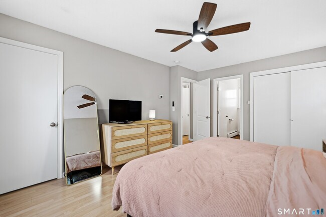 Building Photo - 84 Brookside Cir