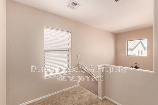 Building Photo - 6316 W Branham Ln