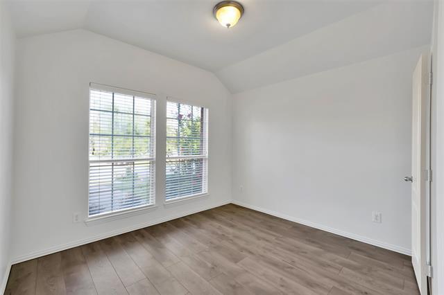 Building Photo - 2309 Trickling Creek Dr