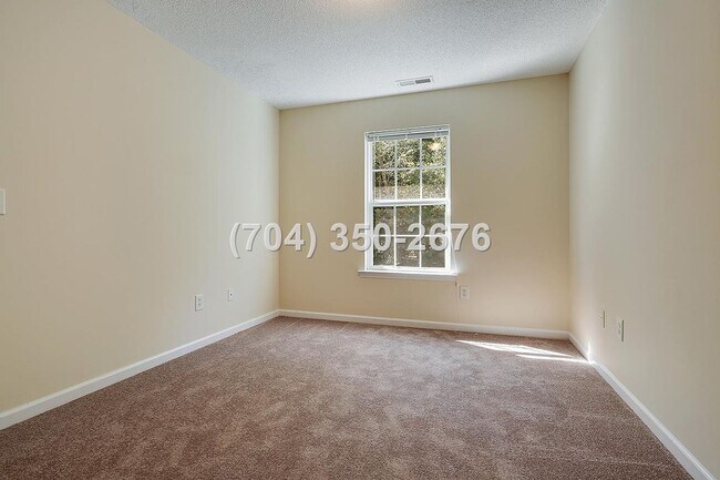 Building Photo - 1308 S Hayne St