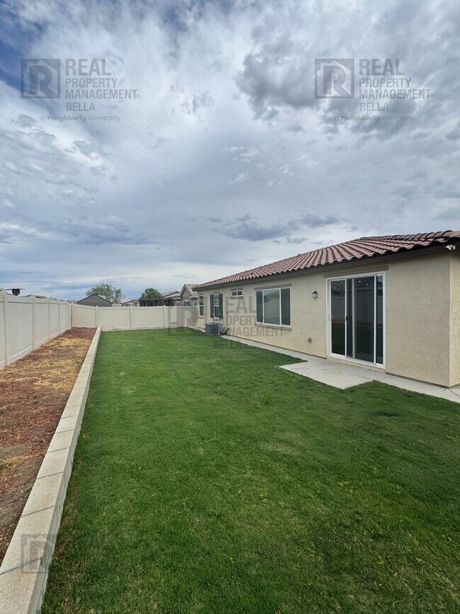 Building Photo - Modern Living in Menifee – 3 Bedrooms + De...