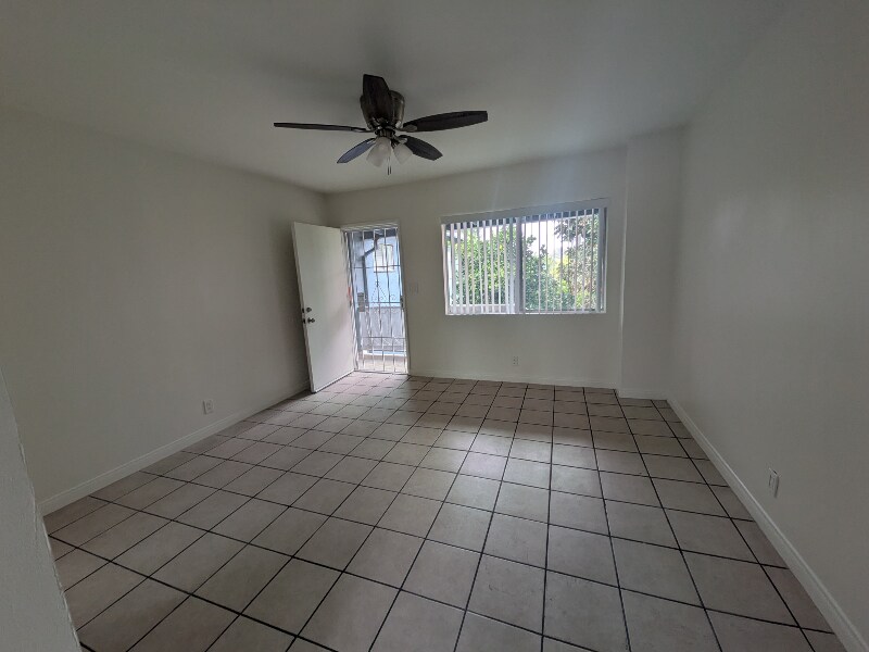 Building Photo - 6501 Stafford Ave