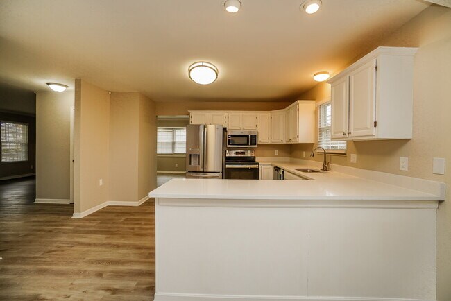 Building Photo - 381 Stone Mill Rd