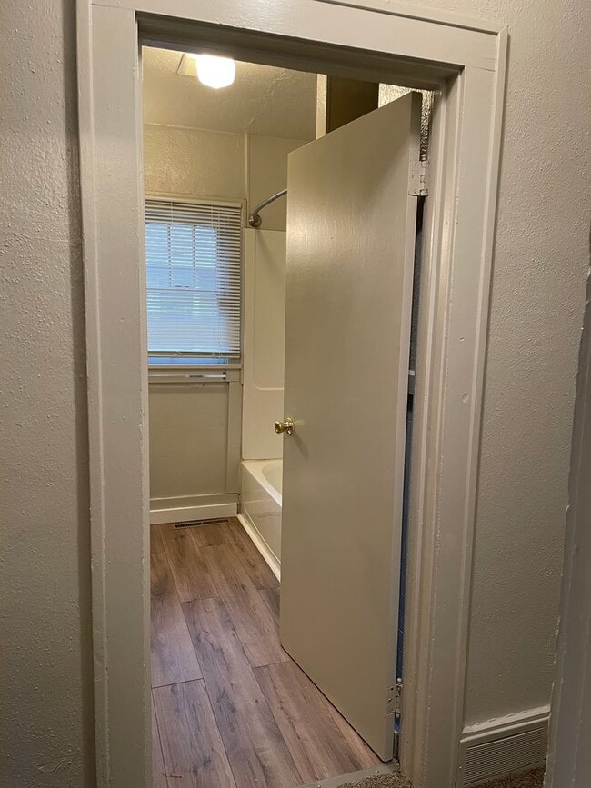 Building Photo - STUDENTS WELCOME! 1 Block North of CSU - Tenant Only Pays Trash