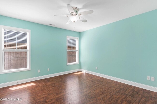 Building Photo - 3 Bed 2 Bath w/ a Bonus in Vineyard Plantation!