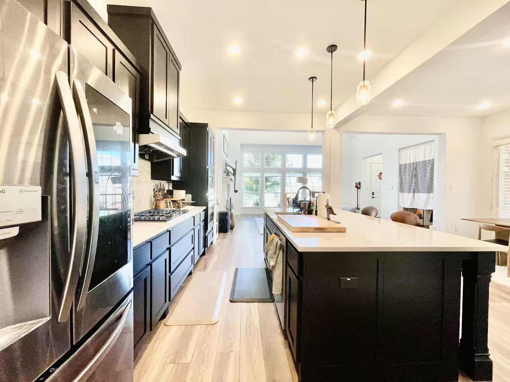 Building Photo - 8213 Bethpage Dr