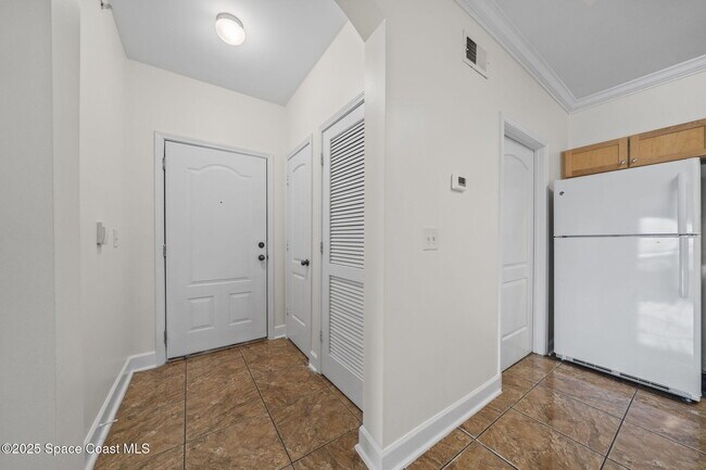 Building Photo - 6421 Borasco Dr