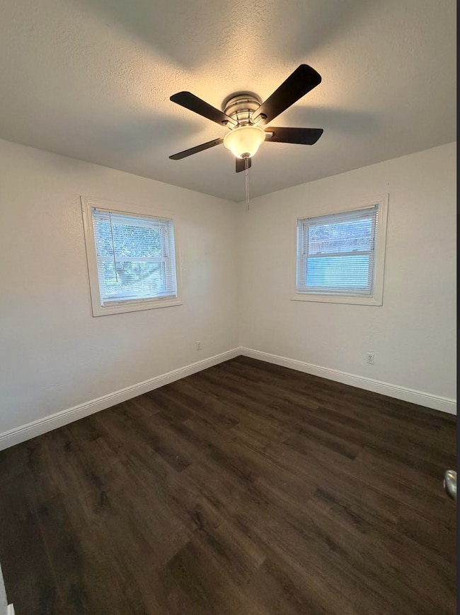 Building Photo - 2306 N 48th St