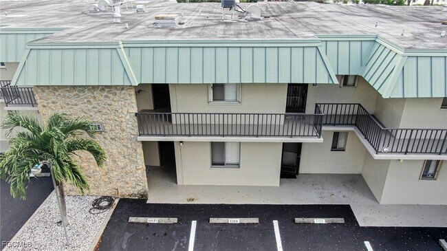 Building Photo - 6725 Winkler Rd