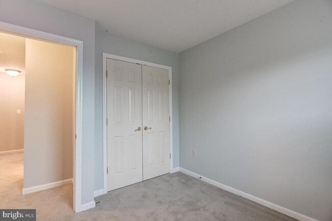 Building Photo - 7700 Duneiden Ln
