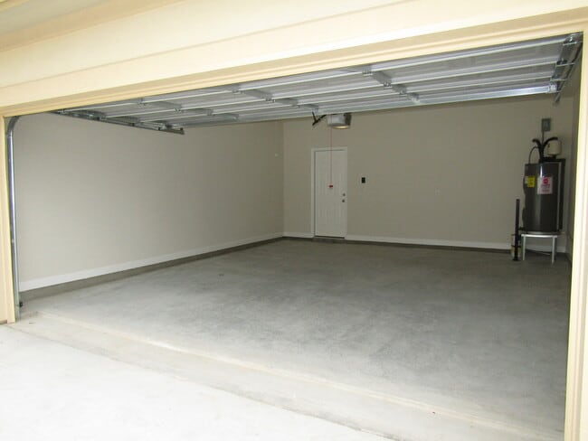 Building Photo - 7307 Bar K Ranch Rd