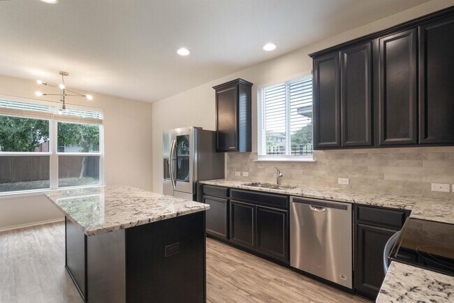 Building Photo - 10402 Abana Way