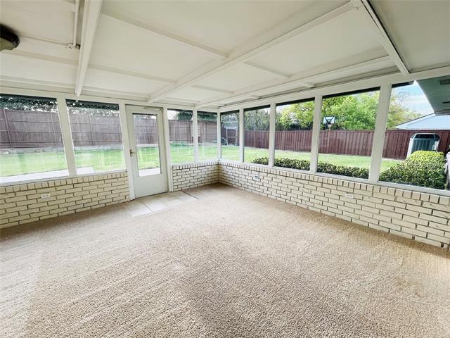 Building Photo - 14312 Tanglewood Dr