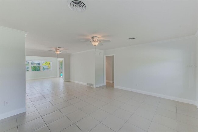 Building Photo - 2222 N Overbrook Ave