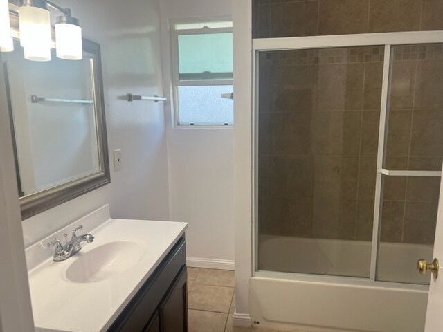 Building Photo - 5913 S Fairfax Ave