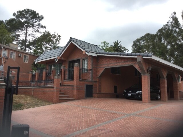 Building Photo - 4911 San Rafael Ave
