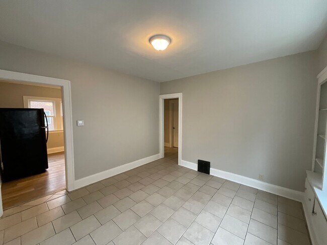 Building Photo - 19824 Pasnow Ave