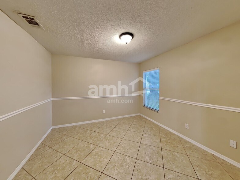 Building Photo - 28733 Midnight Star Loop