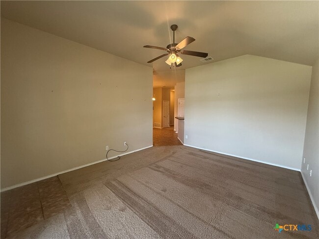 Building Photo - 4205 Cambridge Dr