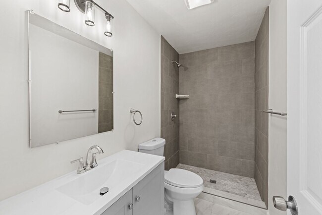 Building Photo - 5162-5166 Ewing St.