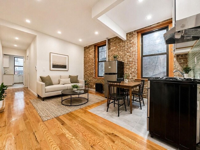 Floorplan - 3135 Broadway