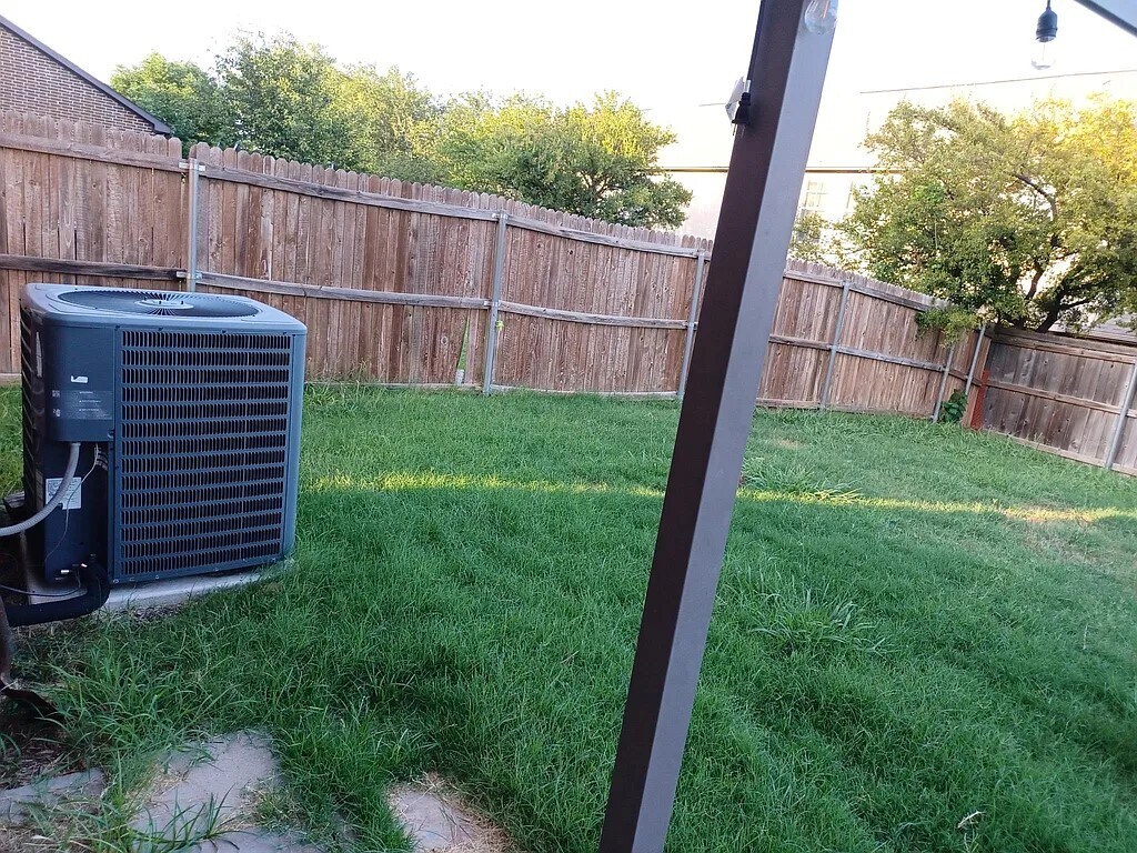 Building Photo - 326 Austin Ave