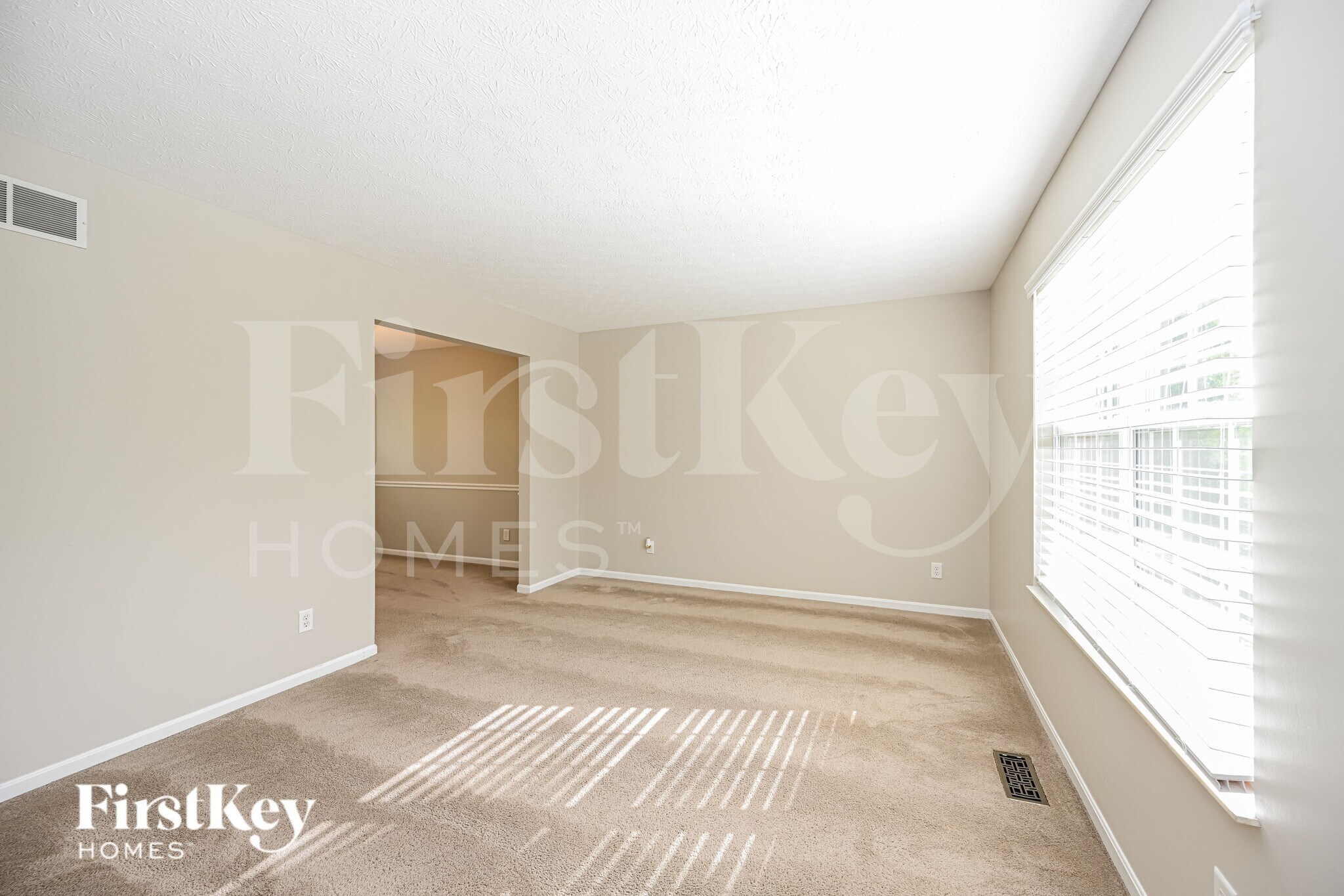Building Photo - 5328 Orchard Dr
