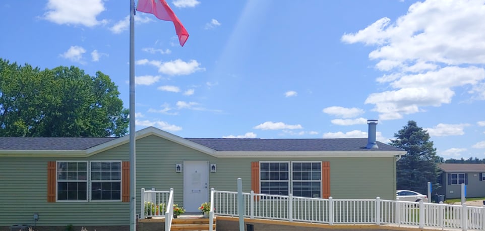 Building Photo - 209 Birch Ln