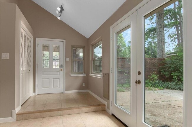 Building Photo - 3435 Beech Point Dr