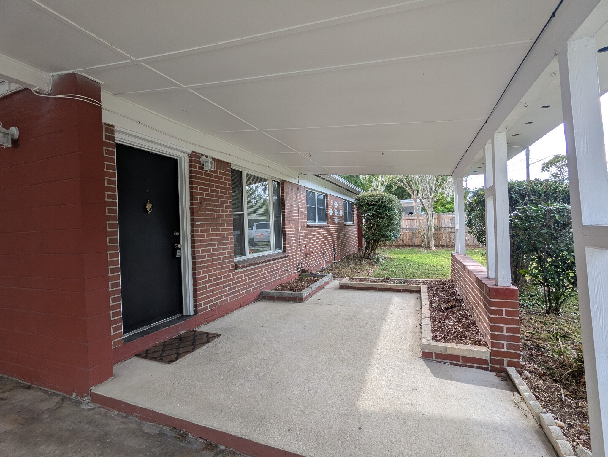 Building Photo - 6522 Bartholf Ave