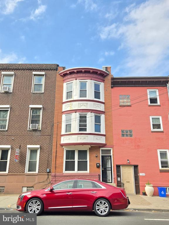 Building Photo - 1351 Christian St